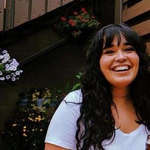 Meet your Posher, Alyssa